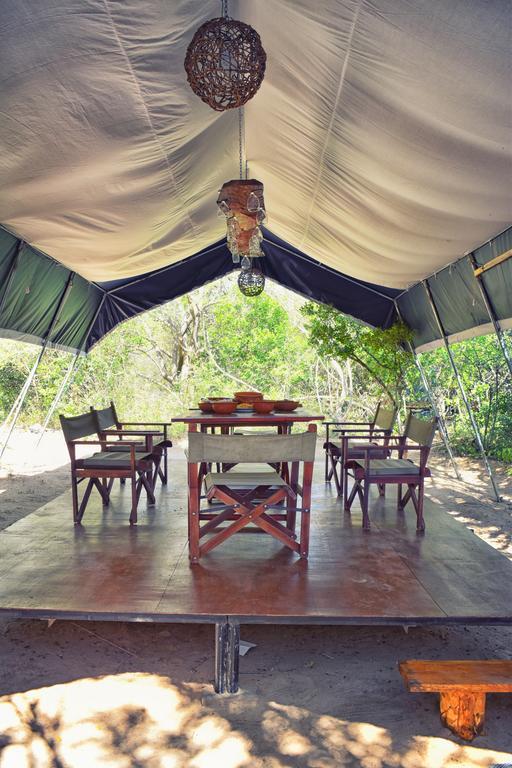 Wilderness Camping Hotel Yala Luaran gambar