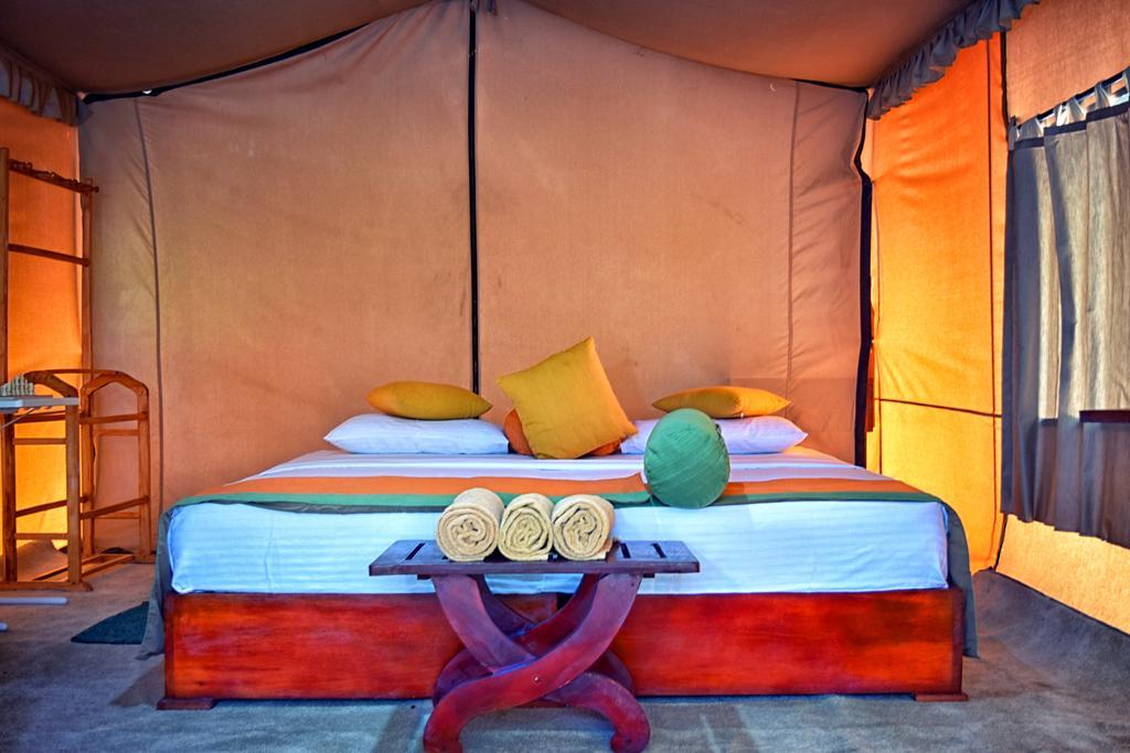 Wilderness Camping Yala Luaran gambar